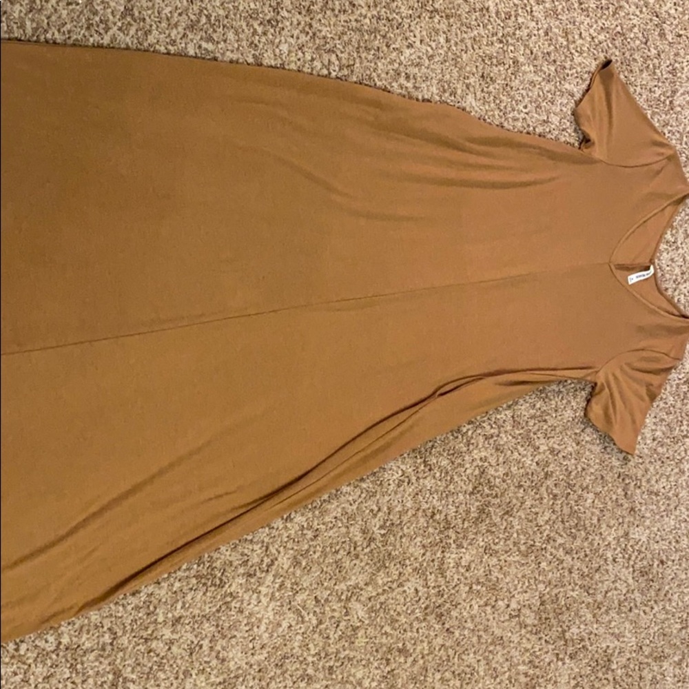 Mustard long dress with pockets